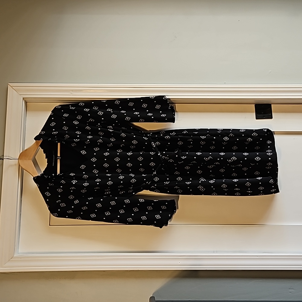 White House Black Market size 6 dress